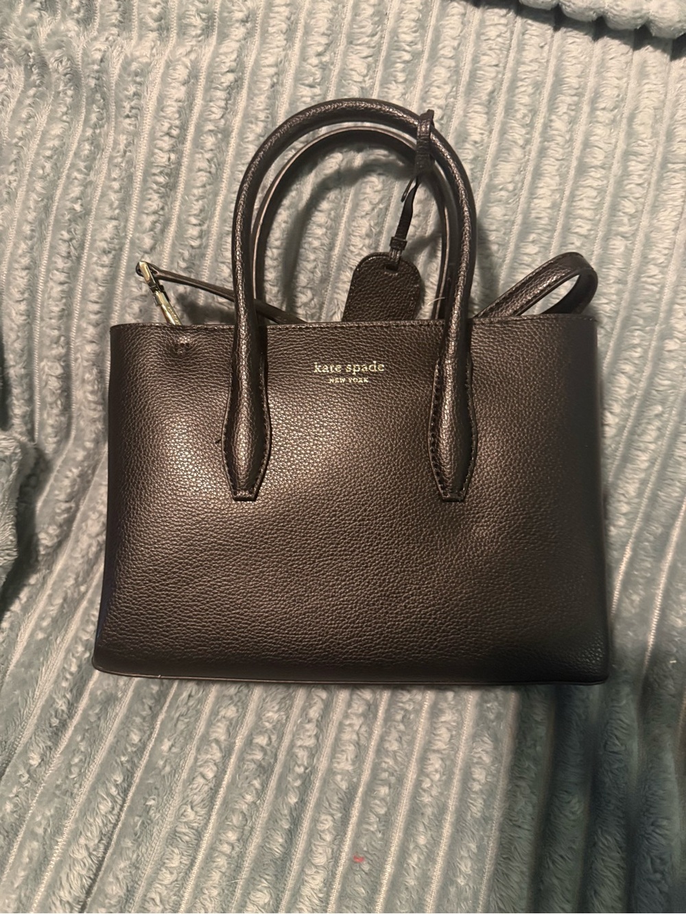 Kate spade Eva Black Pebbled Leather small top zip Satchel with Gold Logo